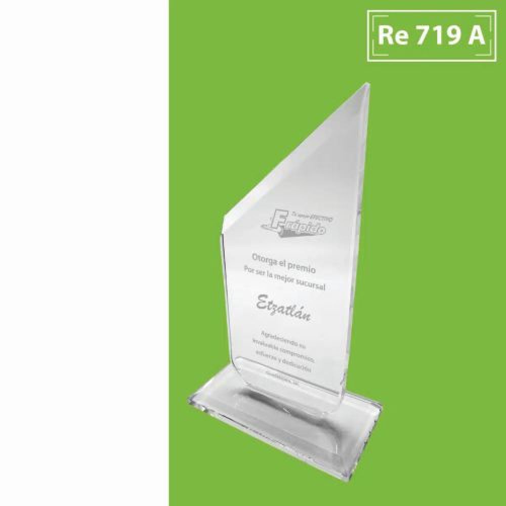 RECONOCIMIENTO DE CRISTAL BLANCO  CON PICO  CON MEDIDA   21 CM ALTURA X 9 CM DE ANCHO BASE  DE CRISTAL 14 CM X 7 CM                        INCLUYE GRABADO LASER imagen